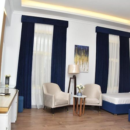 Ultra Loaloa Nile Maadi Hotel Kairó Kültér fotó