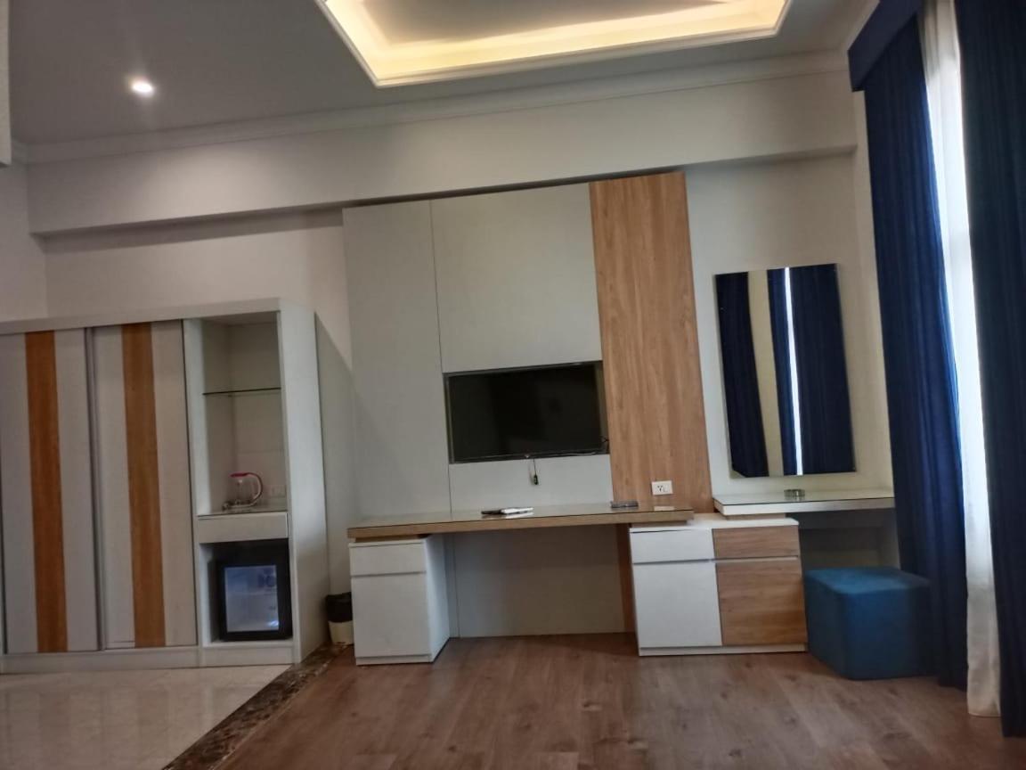 Ultra Loaloa Nile Maadi Hotel Kairó Kültér fotó