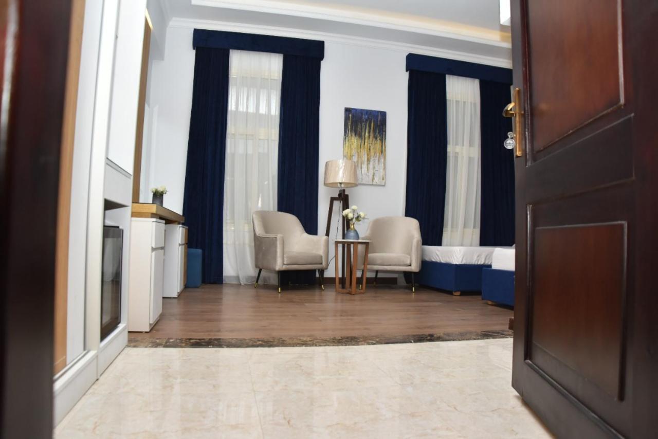 Ultra Loaloa Nile Maadi Hotel Kairó Kültér fotó