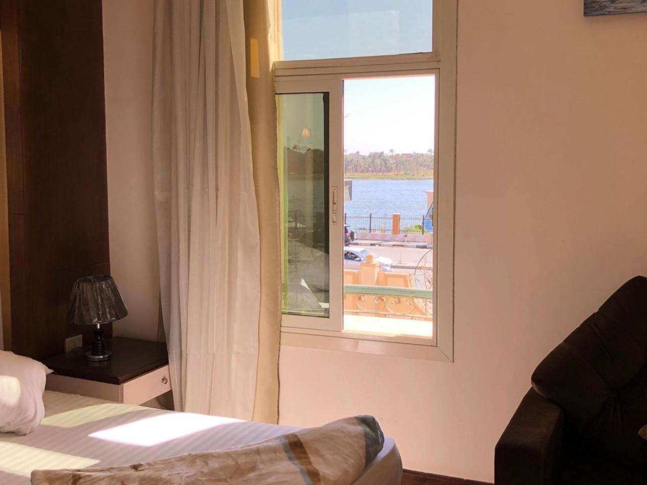Ultra Loaloa Nile Maadi Hotel Kairó Kültér fotó